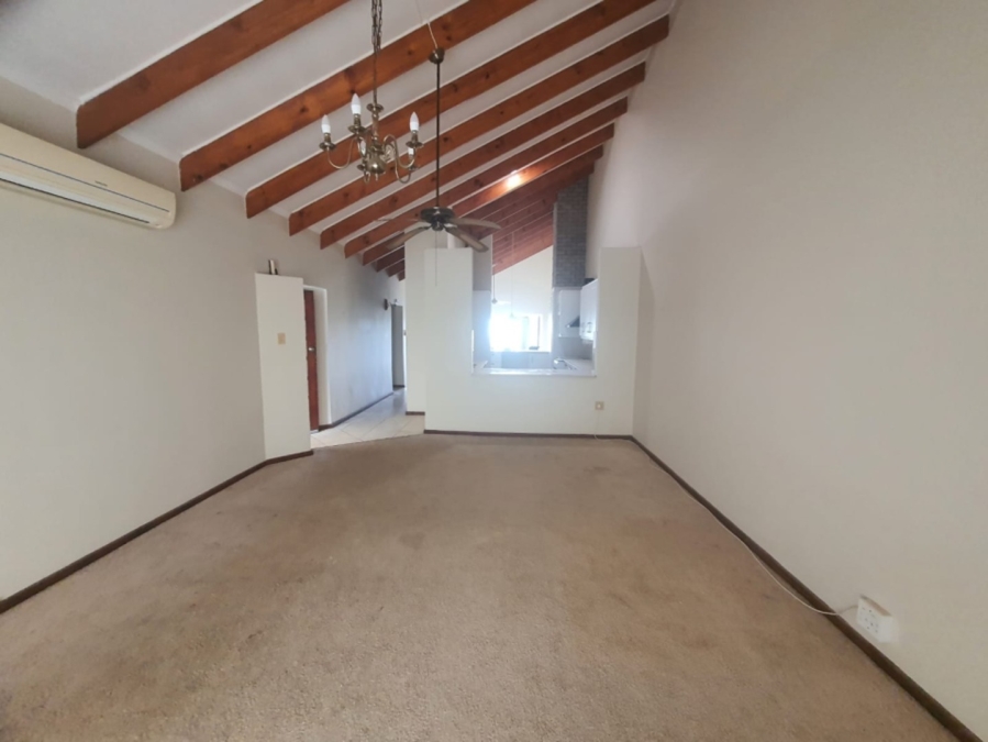 To Let 3 Bedroom Property for Rent in Beacon Bay Eastern Cape